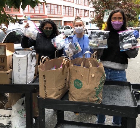 Villa 2nd Graders Assist Pike Market Food Bank